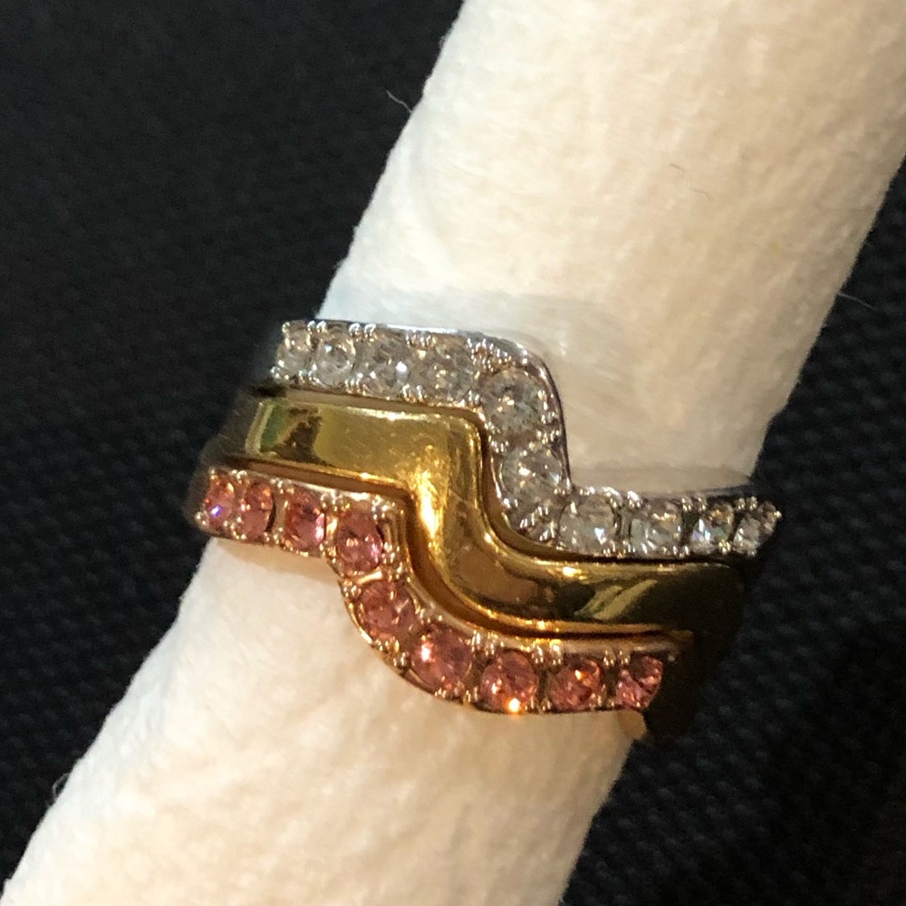 Touchstone by Swarovski Colorwave ring